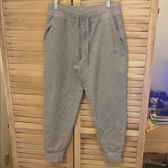 Fila joggers Size M - Picture 1 of 9